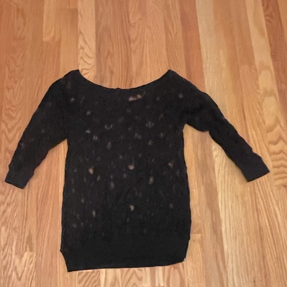 Express 3/4 Sleeve Sheer Top (Lace Detail) - Picture 3 of 6